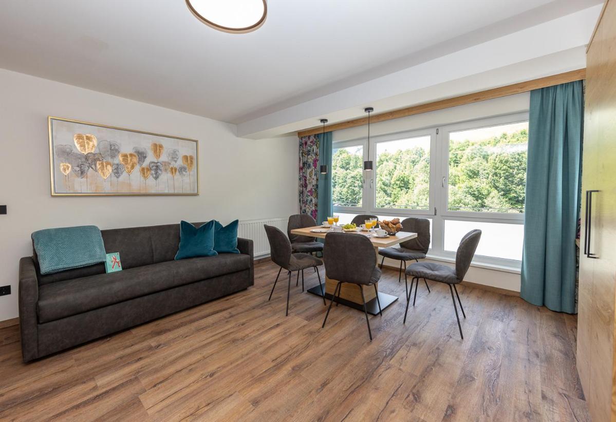 Appartements Fuerstauer, Jokercard Included Saalbach-Hinterglemm Exterior photo